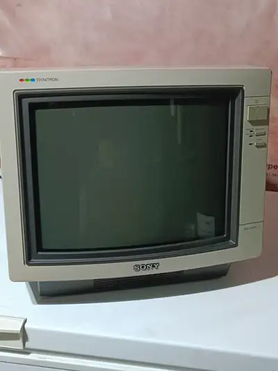 SONY trinitron KX-14CP1 professional Mon, View more