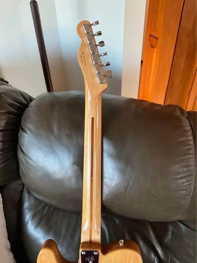 Guitare Fender Telecaster thinline ‘72 in Guitars in Rimouski / Bas-St-Laurent - Image 6