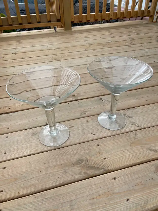 Wedding Vases-Martini Glasses- Card Chest- Marriage Cert Holder in Other in City of Toronto - Image 3