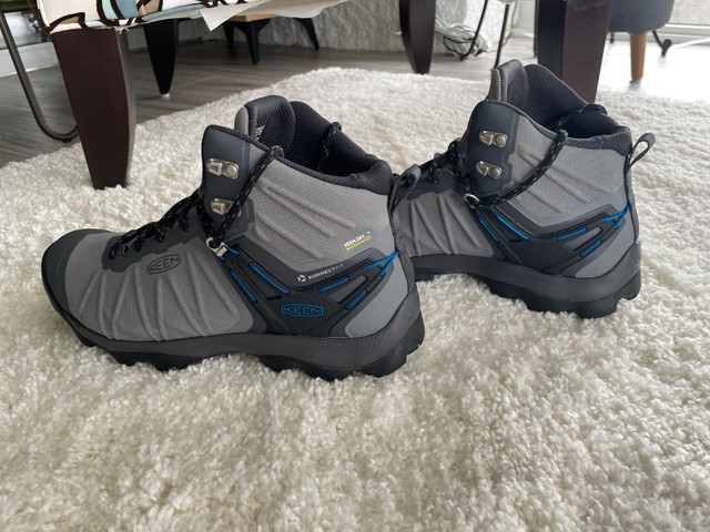 Men’s grey/blue “Keem”  hiking boot size 9.5  in Garage Sales in Cambridge - Image 3