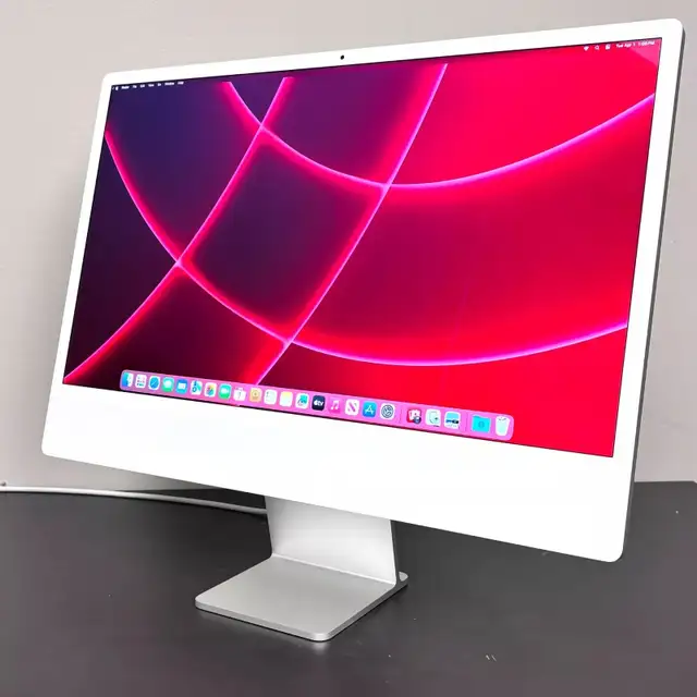 Apple iMac 24" M1 2021 256GB SSD 8GB RAM 8-Core in Desktop Computers in City of Montréal - Image 2