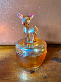 VTG Jeannette Depression Glass  Iridescent Deer  Powder Jar