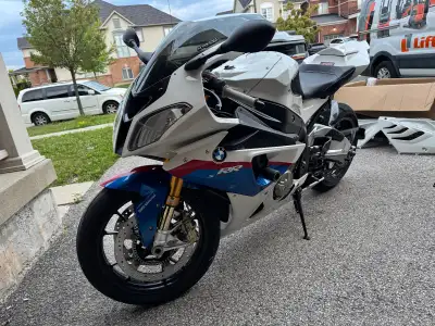 2011 BMW S1000RR – Fully Loaded, Low KM, Immaculate Condition 11,000 OBO | 17,000 km | Manual | Chai...