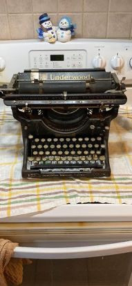 Underwood typewriter No 3