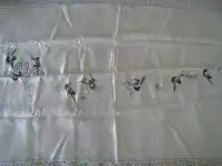 Embroidered Silk Fabric 繡花真絲布料  28”x 96”