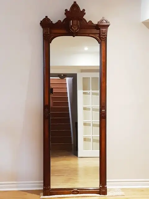 Victorian Eastlake Antique 1880’s Walnut Pier Mirror in Arts & Collectibles in Ottawa - Image 3