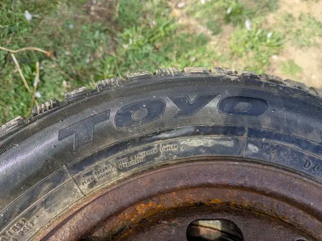Winter tires 195/65 R15 in Tires & Rims in Kawartha Lakes - Image 4