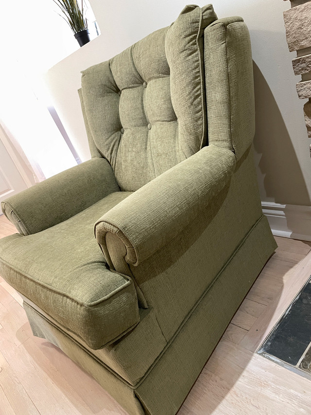 Olive Green Sofa and Chair in Couches & Futons in Ottawa - Image 4