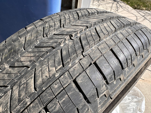 Michelin Primacy Tour A/S 225/60R18 100H four tires 99% new  in Arts & Collectibles in Calgary - Image 3
