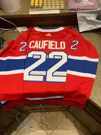 Montreal Canadiens mens Large Caufield 