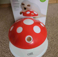 Catit Interactive Mushroom 2.0 Cat Toy