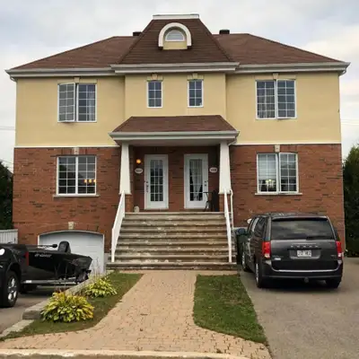 3½ — Disponible immédiatement | Saint-Jérôme 1028, rue de Chambord, Saint-Jérôme, J5L 2S7 Beau 3½ lu...