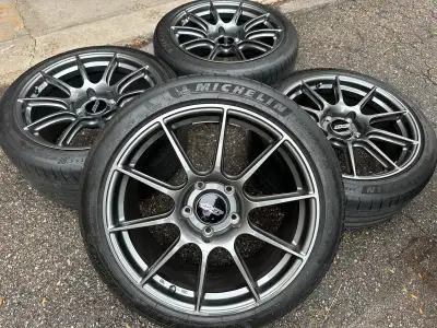 Buy now and save, price will go up in spring! Complete set of Apex wheels with Michelin PS4S tires f...