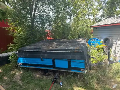 Been sitting for years. Come take it away.