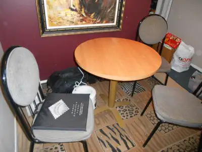Mandolin/Banjo/small LightBass trade4 items in my ad Table/chair, View more