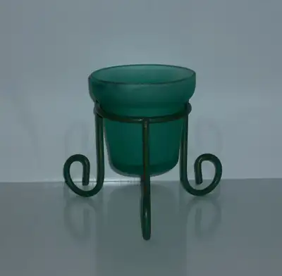 ~. Green Glass Candle Holder in Wire Stand - Excellent Condition, View more