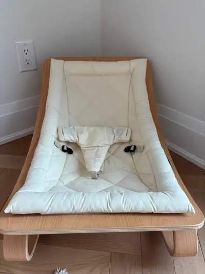 Baby Rocker Levo- Beechwood, View more