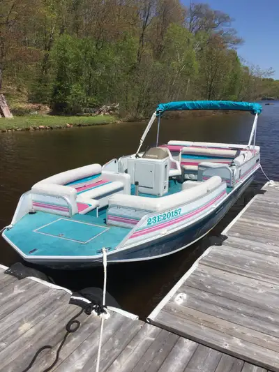 Great deck boat that has the pontoon top with a V hull. 205 HP inboard OMC Cobra Engine. Just had th...