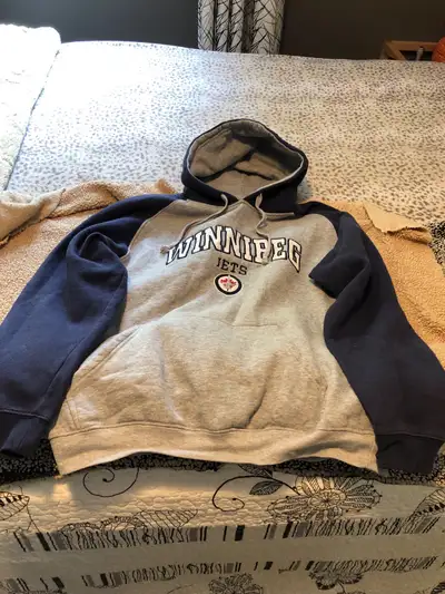 fits like a small pick up only