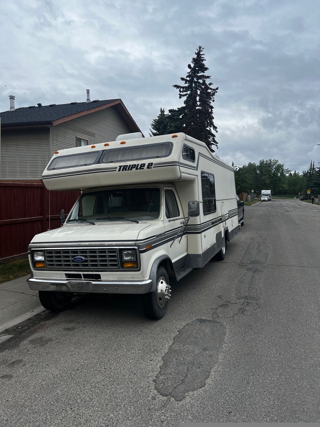 Beautiful 4 Season RV RVs & Motorhomes Calgary Kijiji