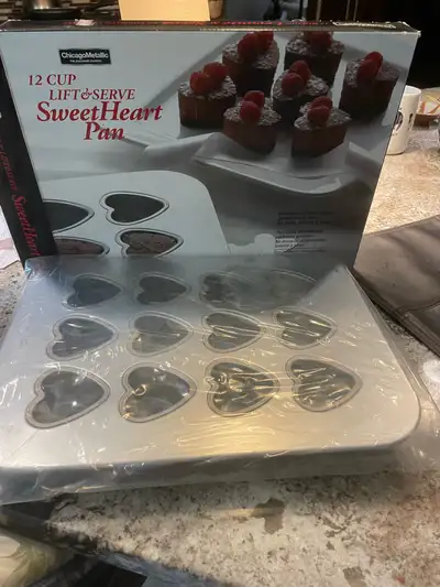 12 heart shaped cup cake pan, View more