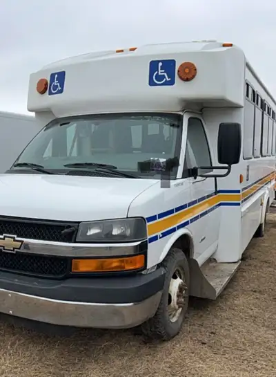 This is a great running Handicap shuttle van, with wheelchair lift. and 14 passenger seating. Recent...