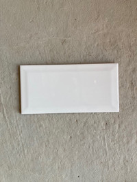 Beveled subway tile - glossy white - 17 tiles available