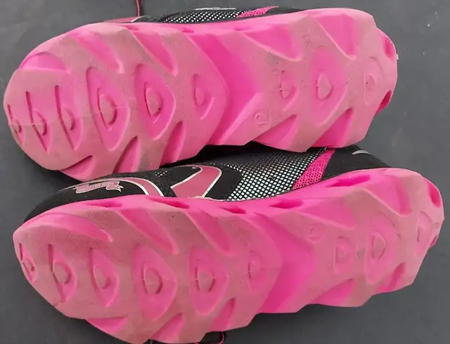MONSTER HIGH GIRLS RUNNERS (size 12)63007358932993123