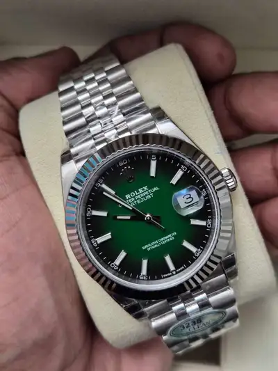 Text/call 289-989-2540 for quick replies Selling a Ro|ex Datejust Ombre Green 41mm watch 3235 moveme...