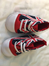Baby shoes United Kingdom, Union Jack size 12/18M 23lbs