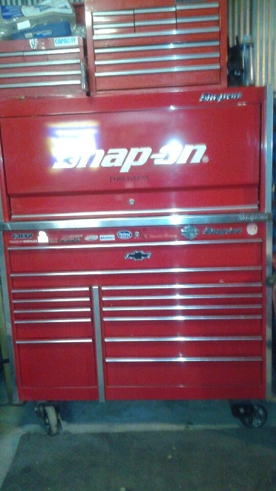 SNAPON Tool Box With Tools Ontario Storage Automobiles mech Tool