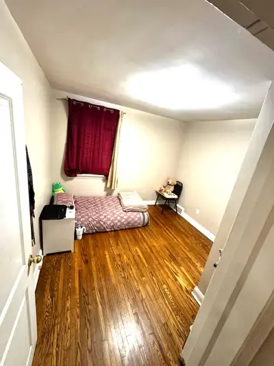 A private room is available from Sep 1 for a Girl on Weber Street East, conveniently located near Fr...