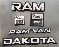 Emblèmes Dodge RAM et Dakota 