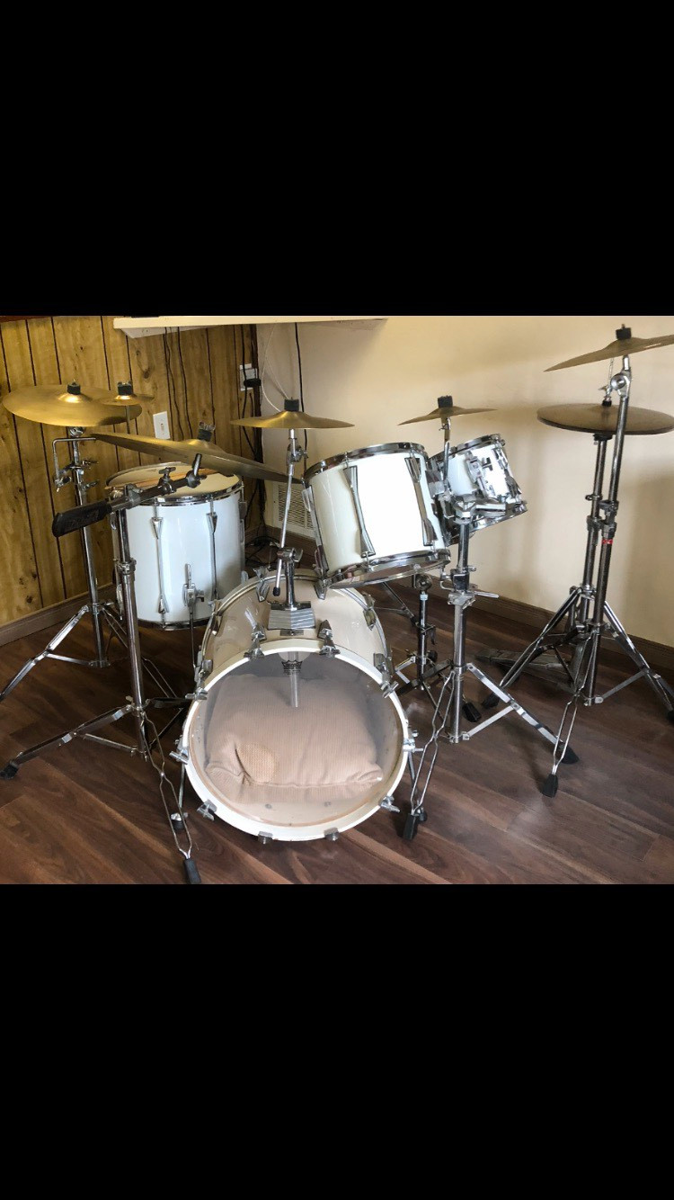 Tama drum set for sale  