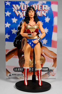 DC Direct Wonder Woman Deluxe Action Figure