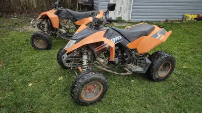 2015 gio mad Maxx 250 water cooled 4 speed manual . 1 is in hood working condition. The other needs...
