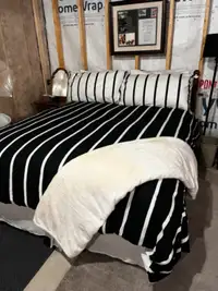 Queen Bedroom Set for Sale
