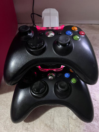 Xbox 360 Elite Controllers X2 w/  Xbox 360 & Energizer Charger 