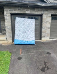 Matelas Queen à vendre  Longueuil / South Shore Greater Montréal Preview