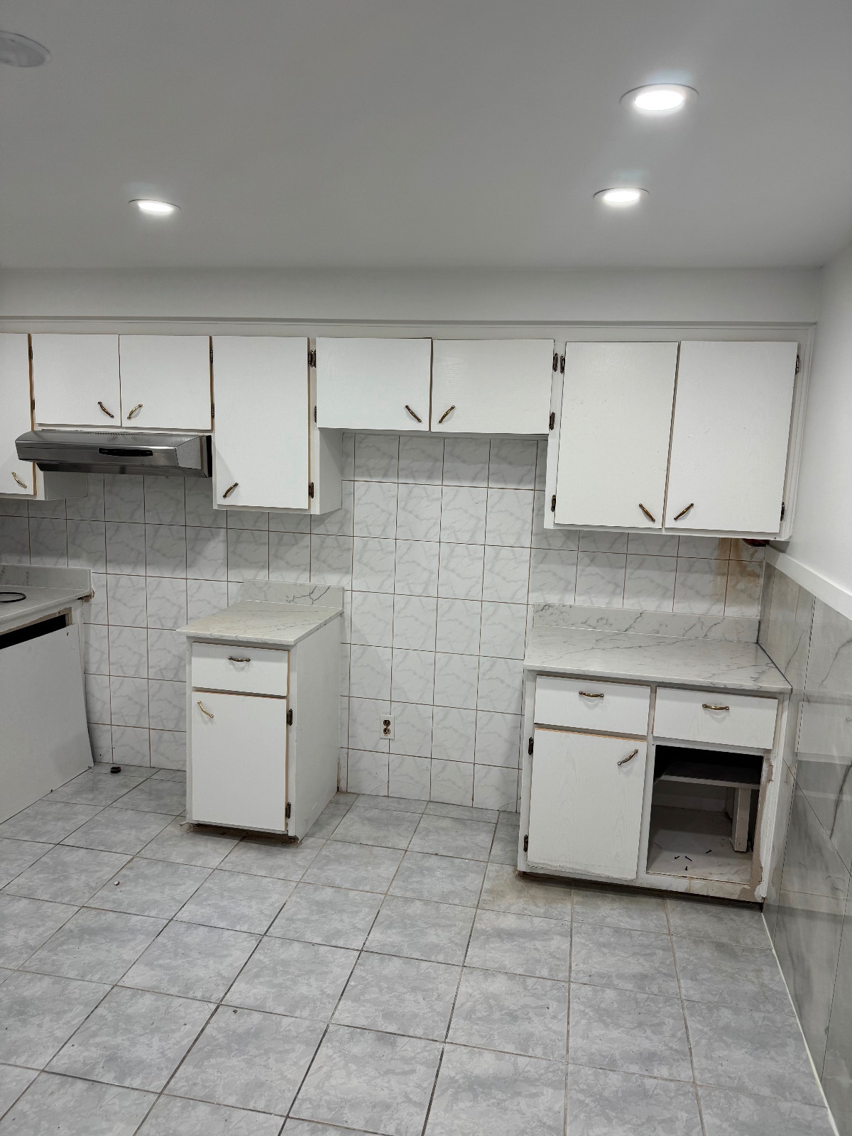 3 1/2 Apartment ready for rent / Apartment 3 1/2 à louer — photo 2