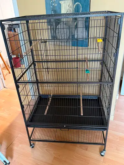 cage (volière) d'oiseaux, View more