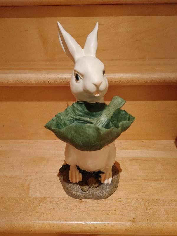 Decorative Easter bunny dans Fêtes et événements  à Laval/Rive Nord - Image 3
