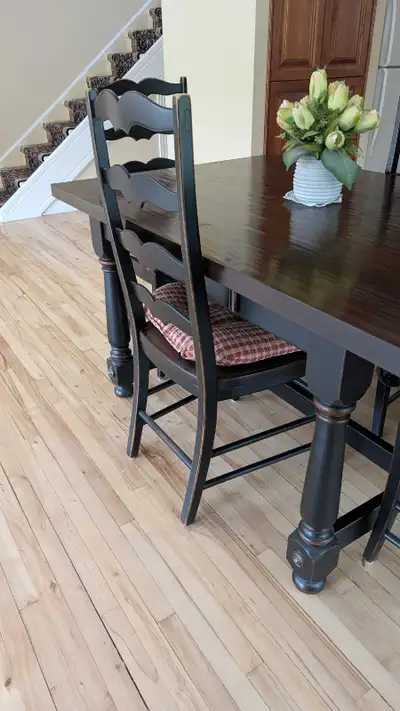 ensemble table et chaises bois massif (avec rallonges), View more