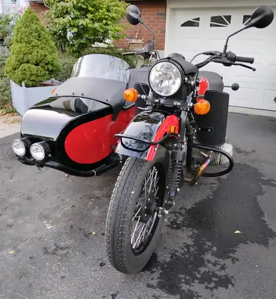 2019 URAL CT – 745CC with Sidecar, 6,800Kms Certified. Spotless. Ready to go. $19,500 Kingston, ON