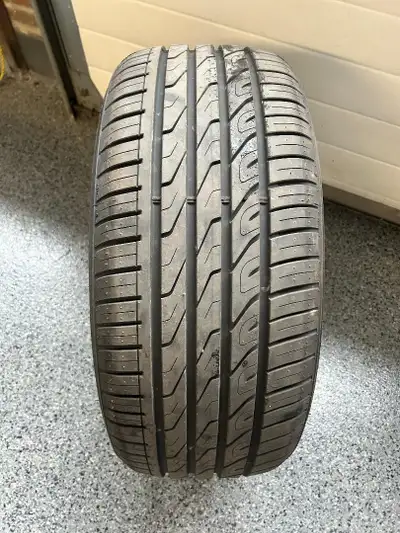 SELLING A 245-45-19 TIRE. TIRE HAS APPROX 80% TREAD REMAINING. PRICED FOR A QUICK SALE. PLEASE CALL...
