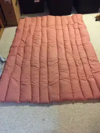 Down Quilt and Comforter