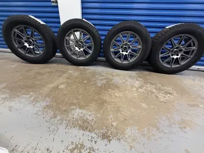 Used only one season three months max pretty good conditions. It Was a Nissan rogue platinum. save y...