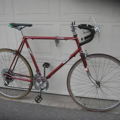 Large size Free Spirit Explorer 10 Speed Road Racer, View more