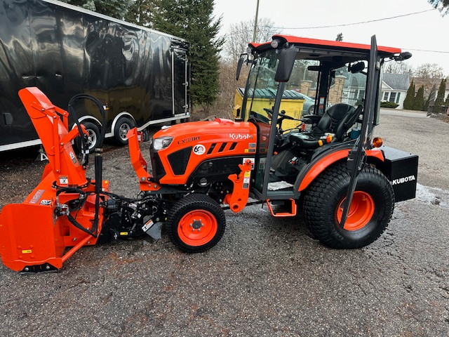 LOADED -  2021 KUBOTA LX3310HSTCC Tractor With Cab / AC / Heat in Other in Woodstock