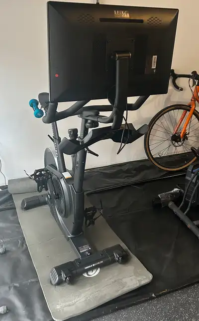 SPIN/CO x Echelon Connect Bike, View more
